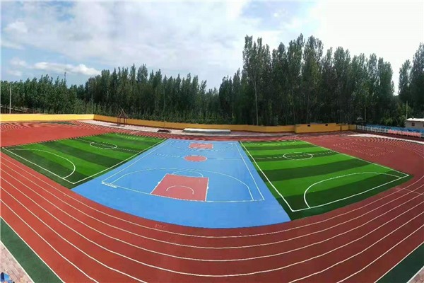 透氣型塑膠跑道材料價格每平方多少錢？